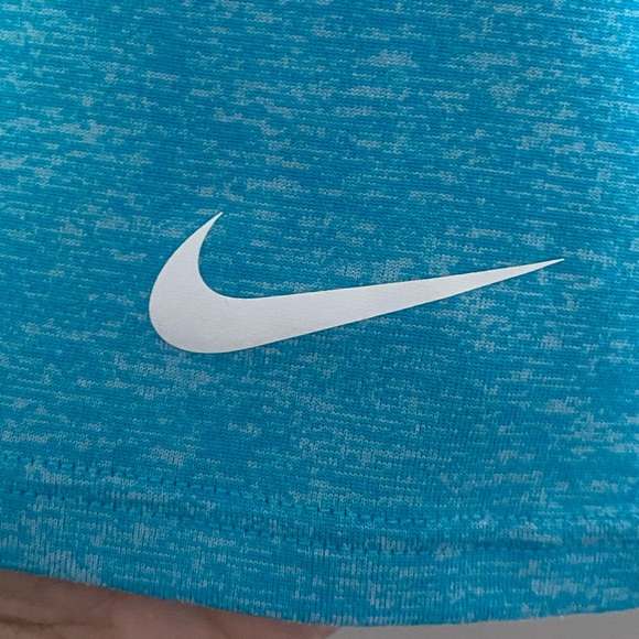 NIKE  DRY FIT tee shirt. - Picture 3 of 4